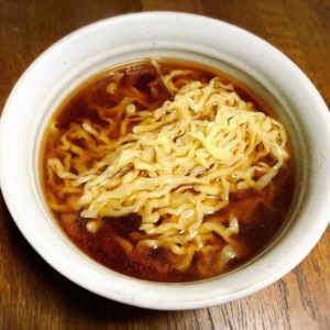 手もみしたつけ麺専用麺を醤油スープとあわせました