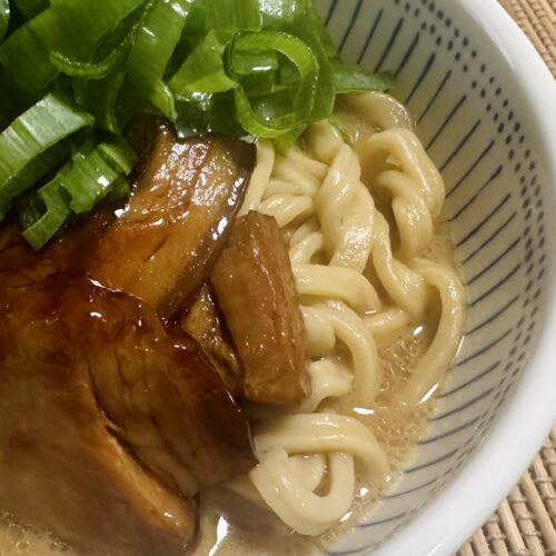 大成麺市場だより11月号 目玉麺は家系麺、G系麺、麺彩房つけ麺!
