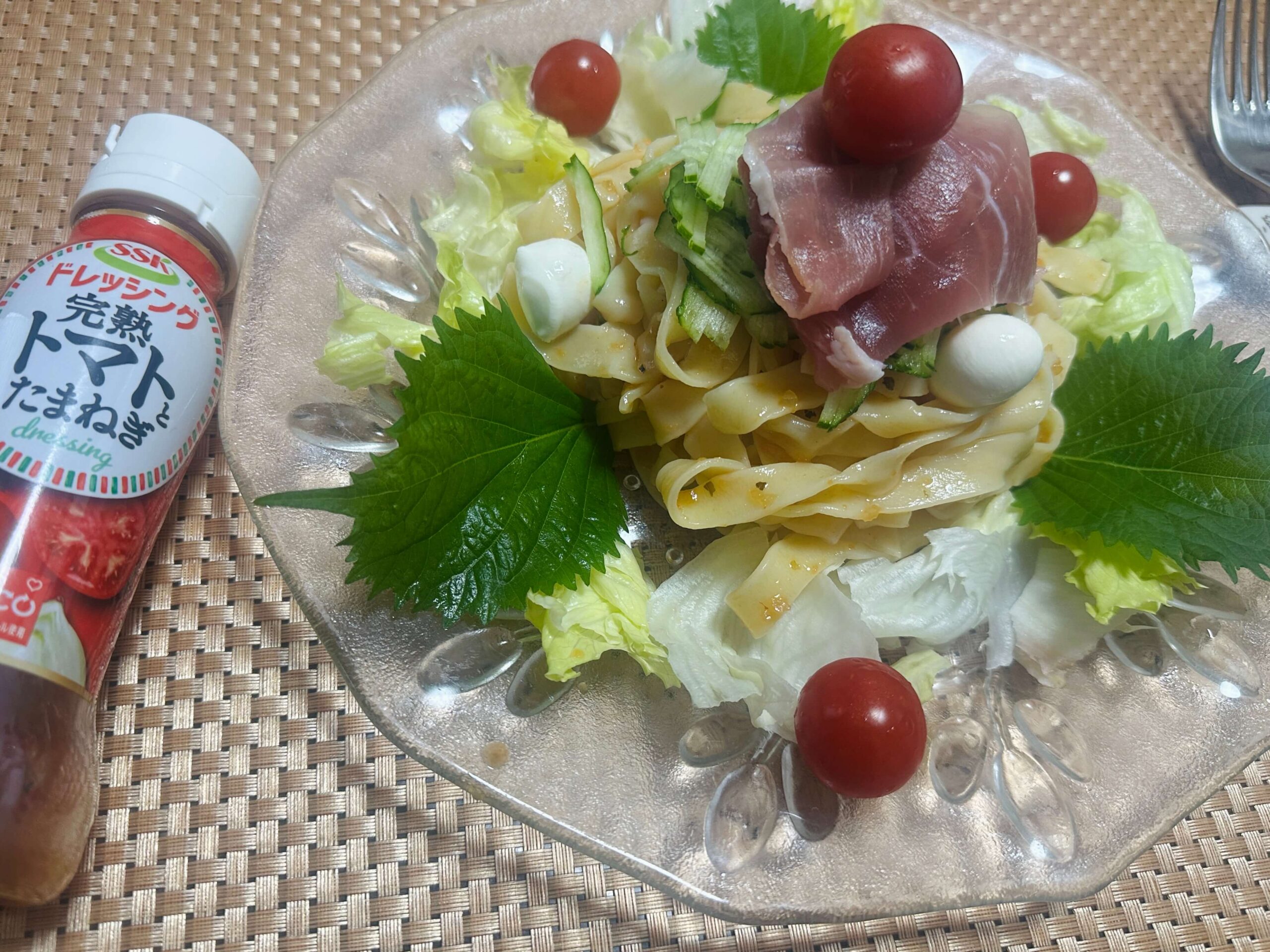 フェットチーネの冷製トマトパスタ