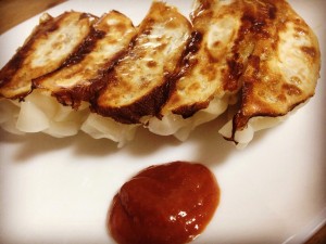 焼き餃子とにんにくみそ
